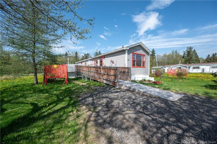 28 Raworth Avenue — photo 1