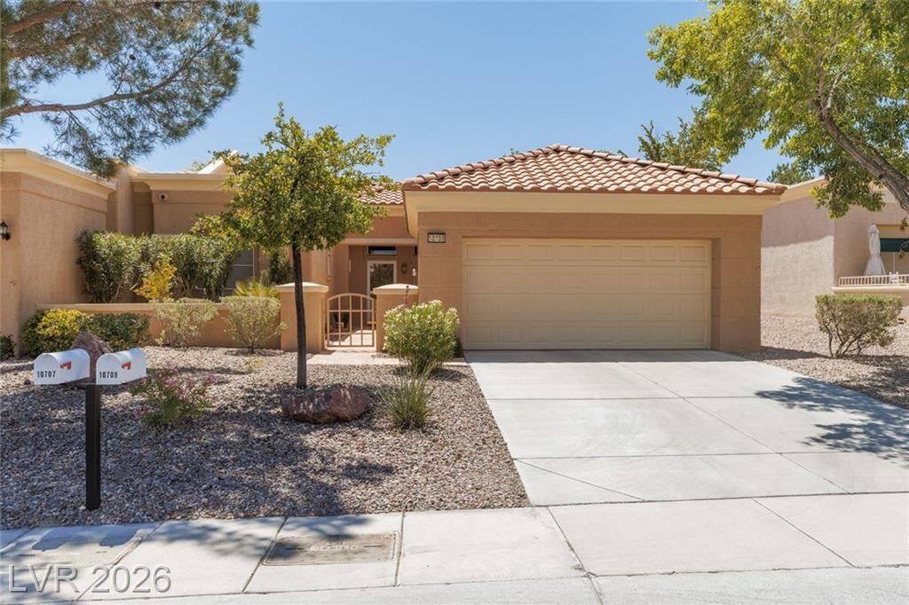 Property Photo:  10709 Mission Lakes Avenue  NV 89134 
