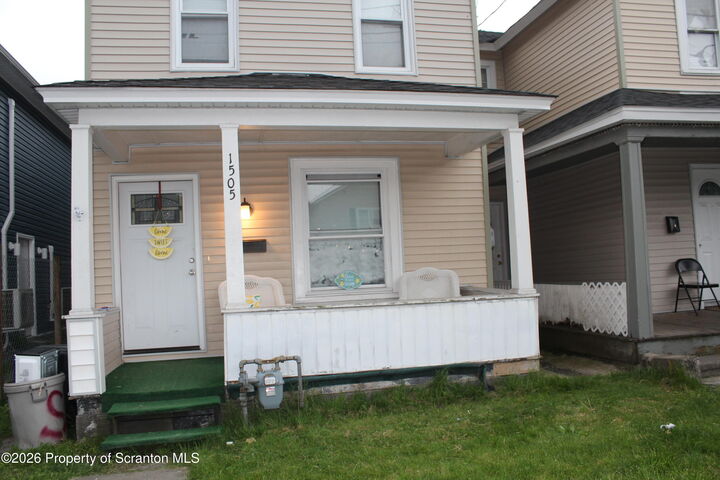 Property Photo: 1505 Luzerne Street PA 18504