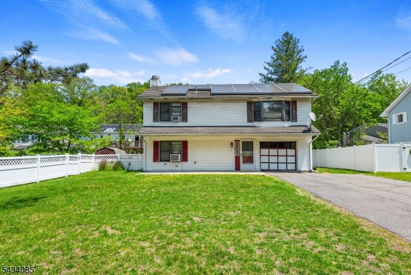 Property Photo:  11 Tobyhanna Trl  NJ 07843 