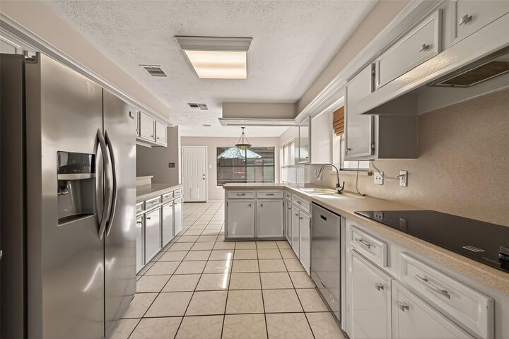 Property Photo:  21115 Park Bend Drive  TX 77450 