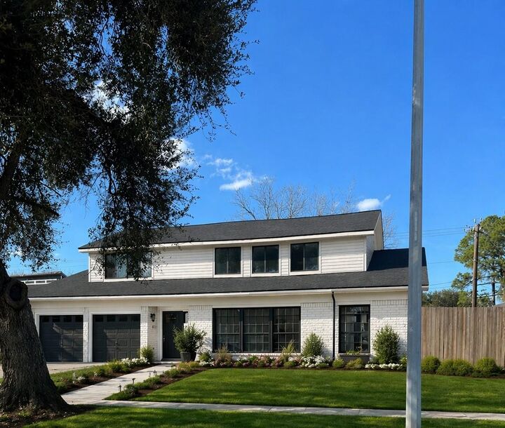 Property Photo: 9110 Vickijohn Drive TX 77031
