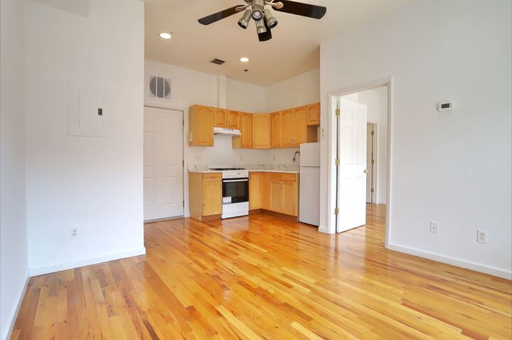Property Photo:  519 Monroe St 3C  NJ 07030 