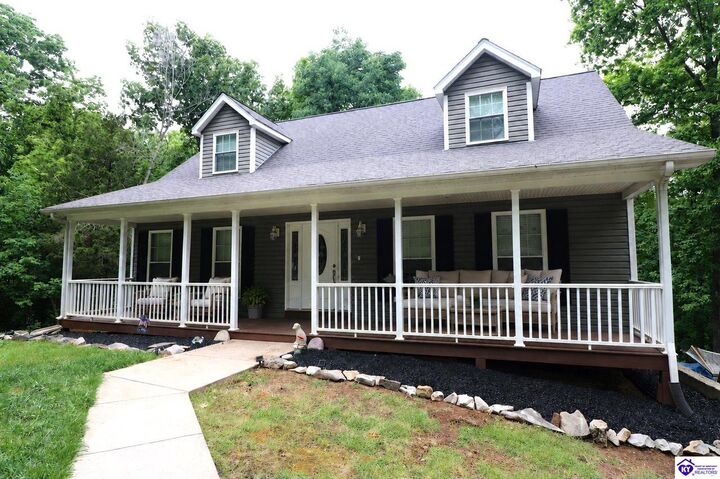 Property Photo: 140 Pine Needle Lane KY 40108