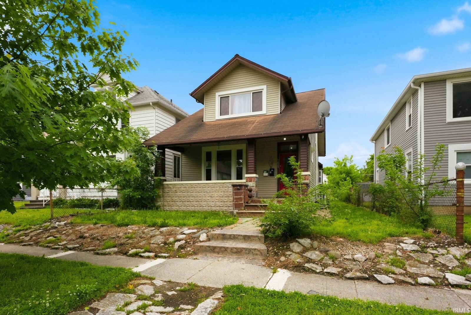 Property Photo:  1421 Swinney Avenue  IN 46802 