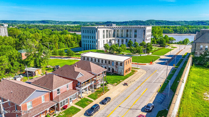 Property Photo:  106 Lafayette Street  MO 65101 