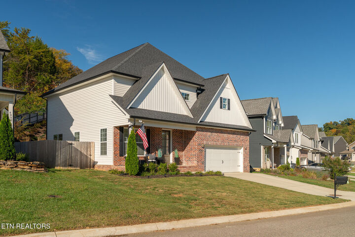 Property Photo:  4941 Creek Bank Drive  TN 37920 