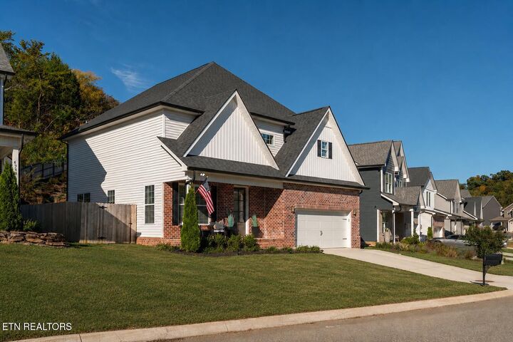 Property Photo:  4941 Creek Bank Drive  TN 37920 