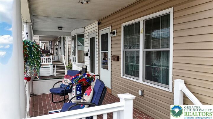 Property Photo:  434 Arlington Street  PA 18252 