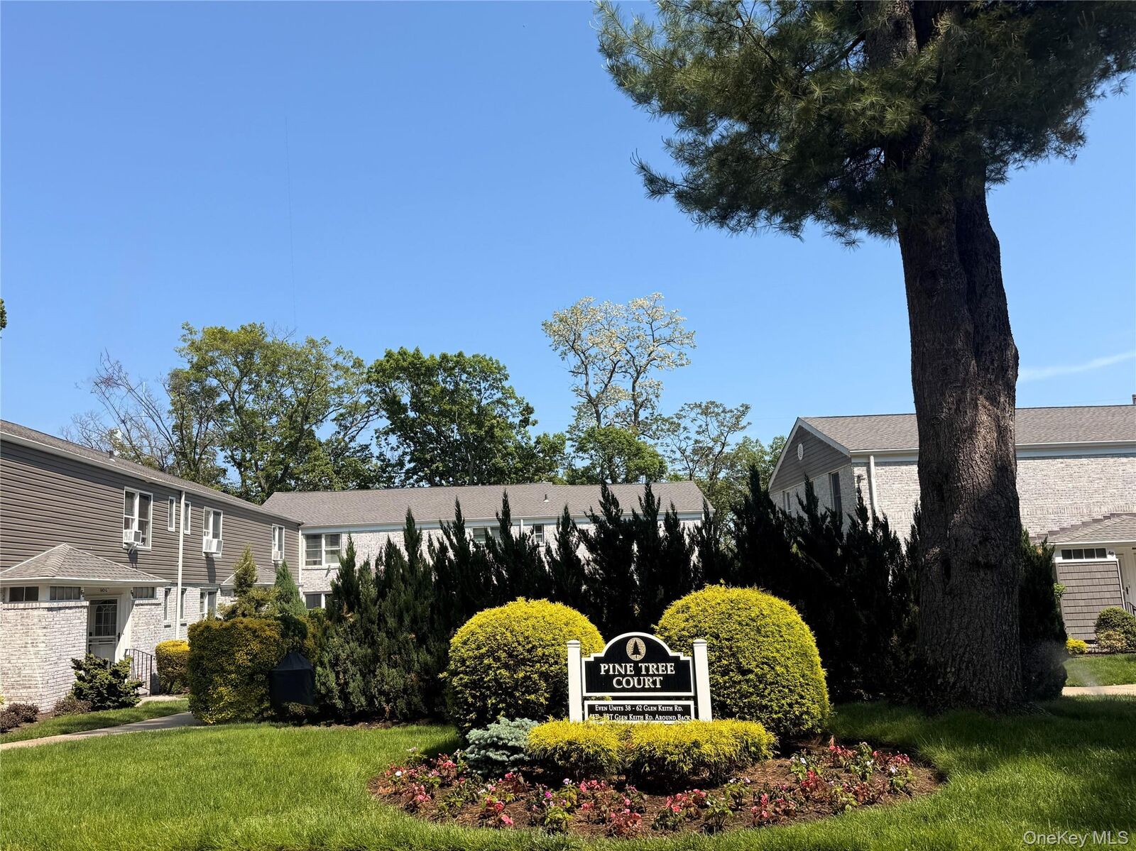 Property Photo:  54 Glen Keith Road L  NY 11542 
