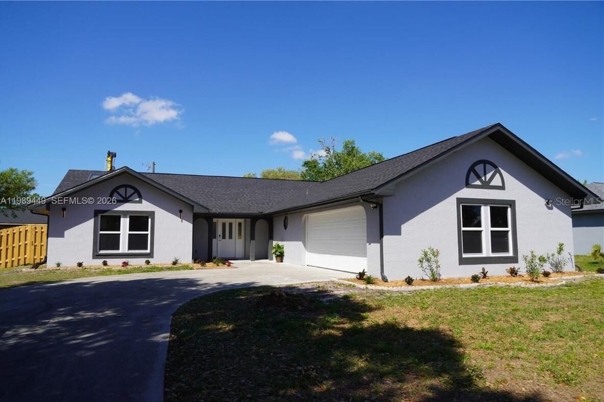 Property Photo: 563 Presque Isle Drive FL 33954