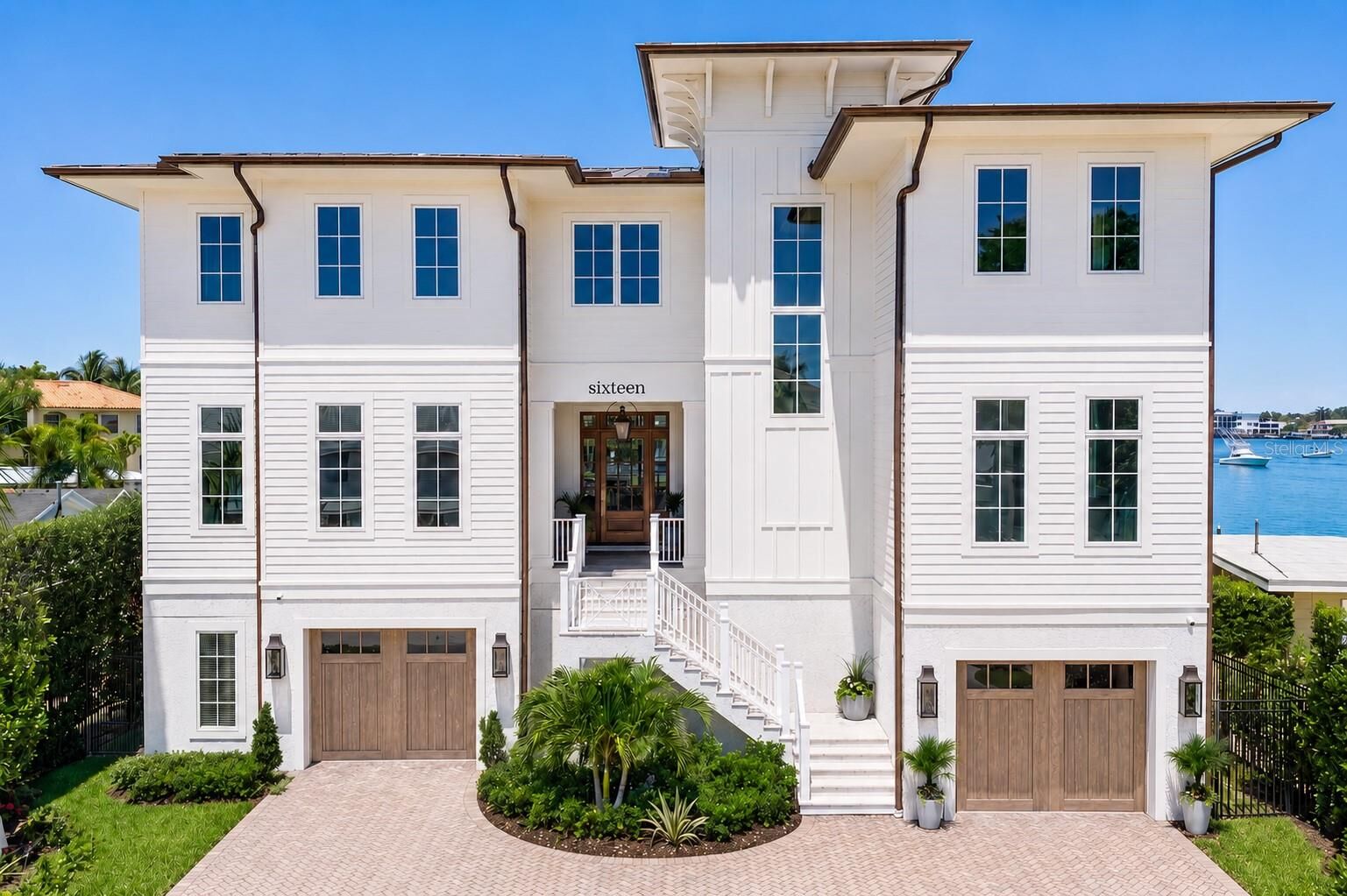 Property Photo:  16 Sandpiper Road  FL 33609 