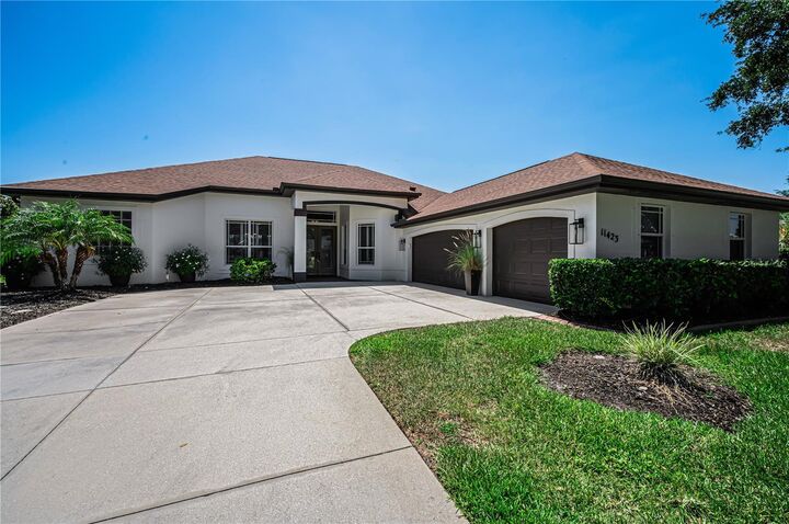 Property Photo: 11423 30th Cove E FL 34219