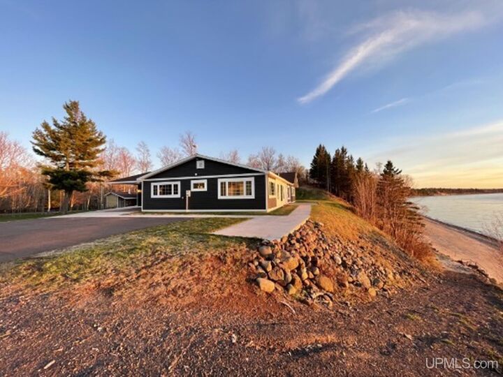 Property Photo:  57275 Lakeshore Drive  MI 49913 