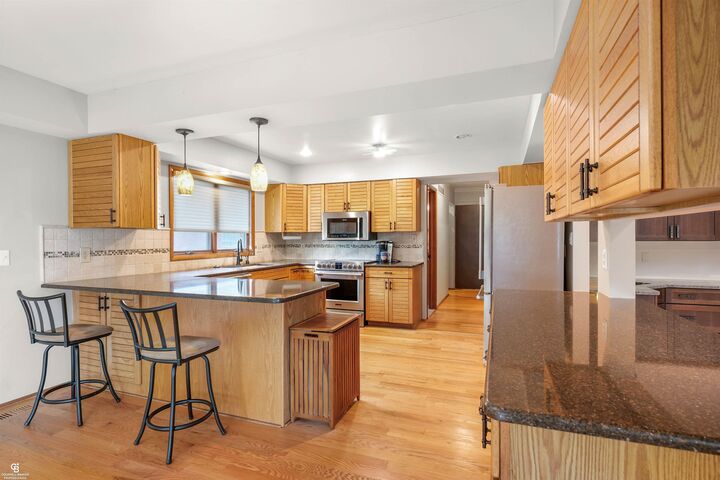 Property Photo:  41397 Clairpointe St Street  MI 48045 