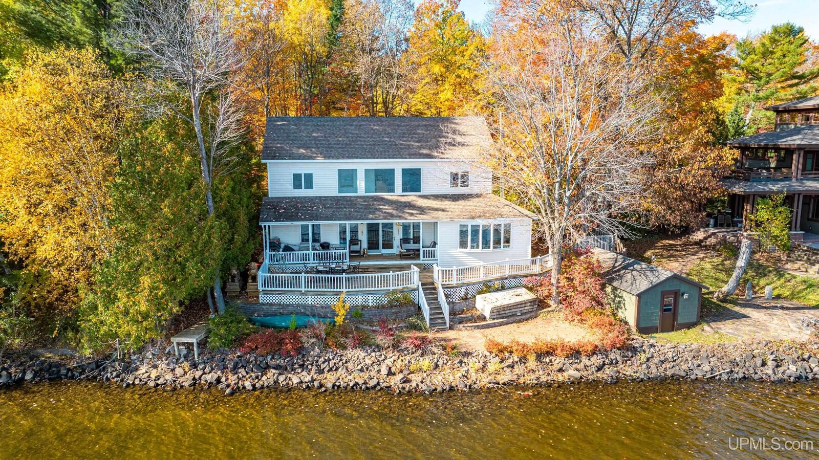 Property Photo:  44418 Old 41 Road  MI 49916 