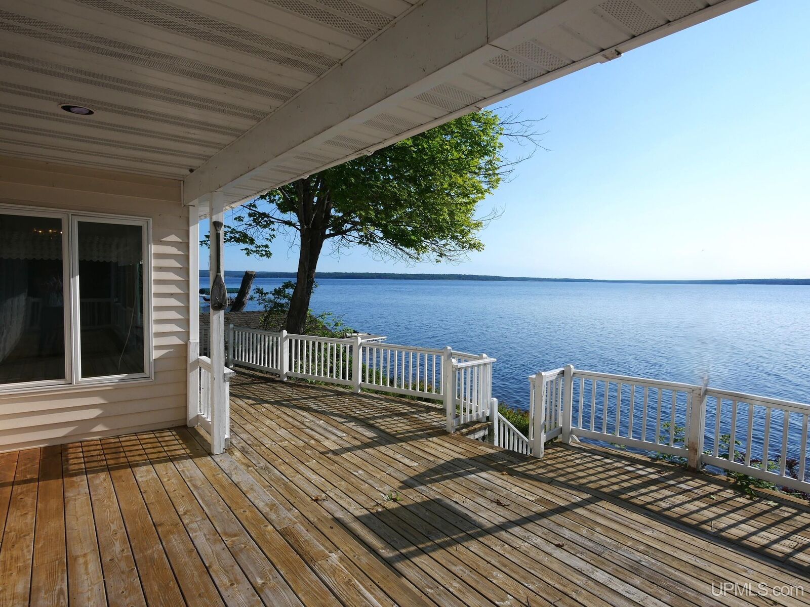 Property Photo:  44418 Old 41 Road  MI 49916 