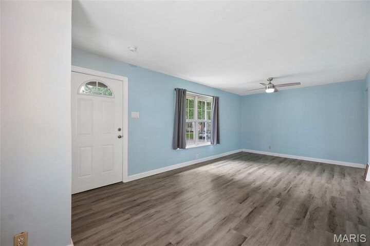 Property Photo: 7109 Yates Street MO 63116