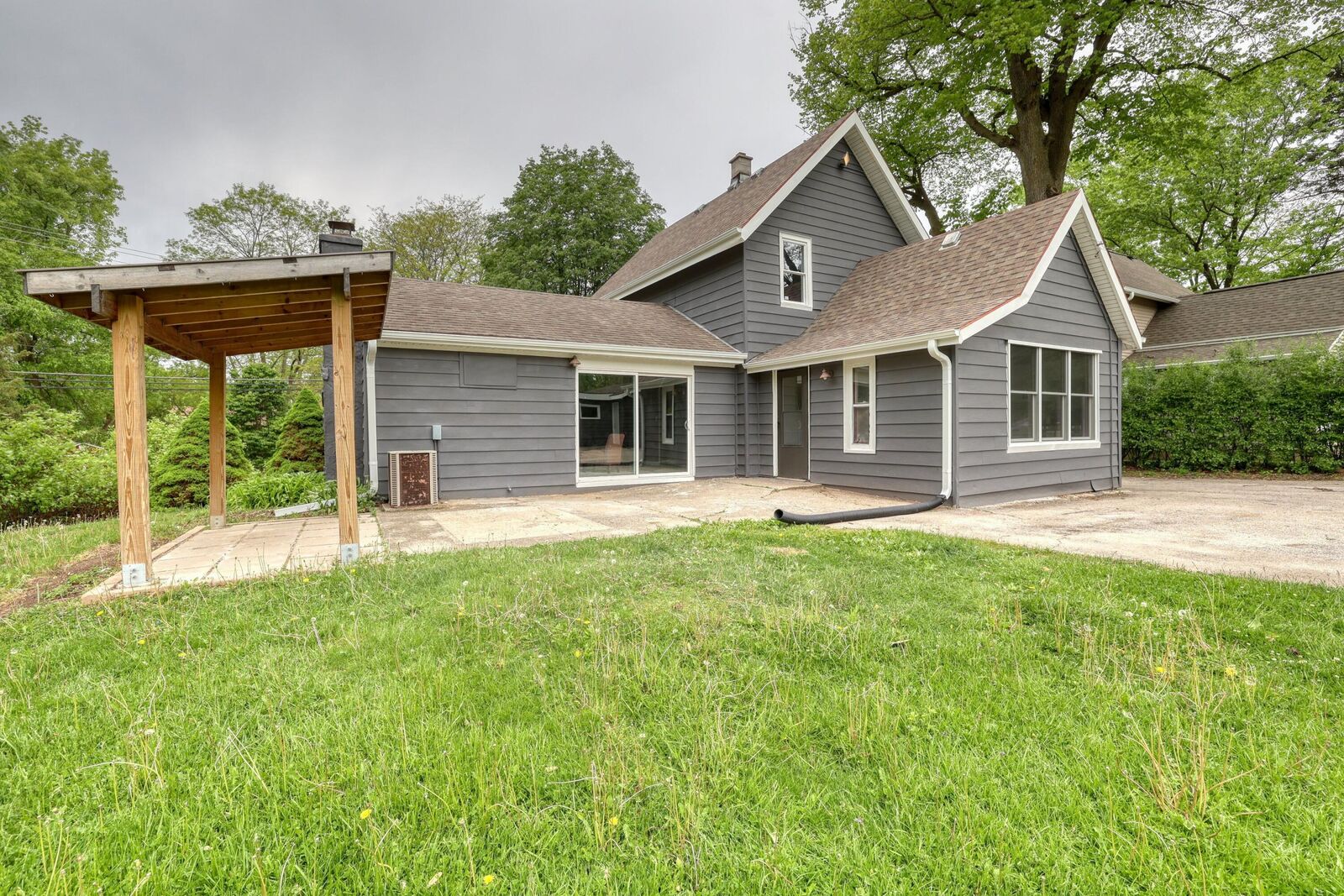 Property Photo: 507 NW Barstow St WI 53188