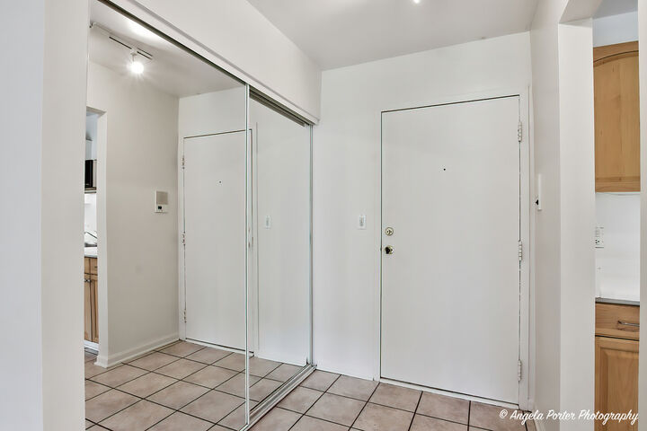 Property Photo:  6 Villa Verde Drive 110  IL 60089 