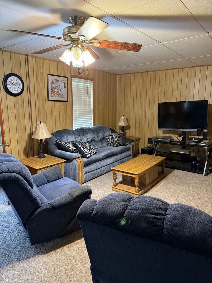 Property Photo:  407 Middleton Street  IL 62849 