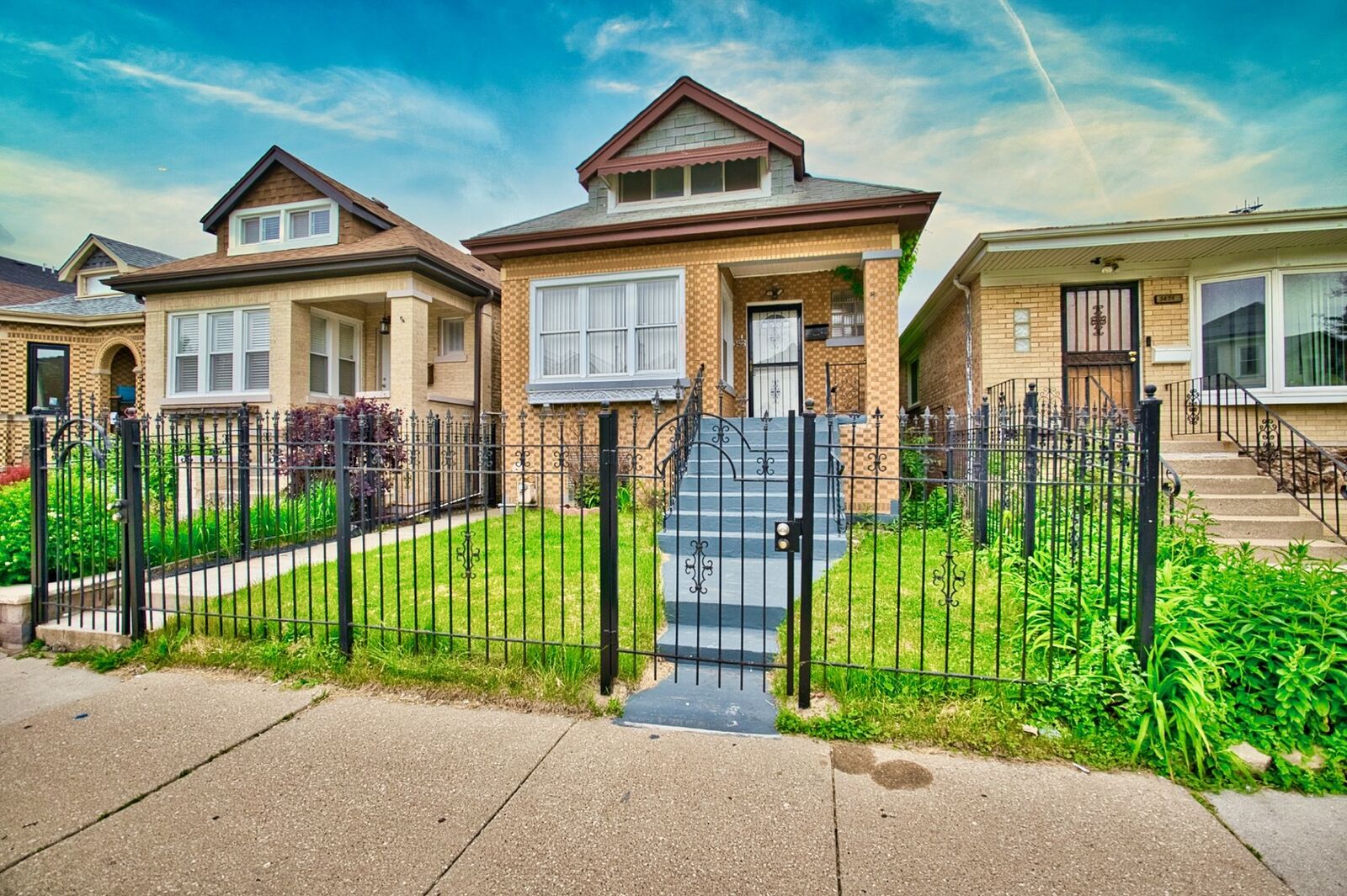 Property Photo:  3422 N Kolmar Avenue  IL 60641 