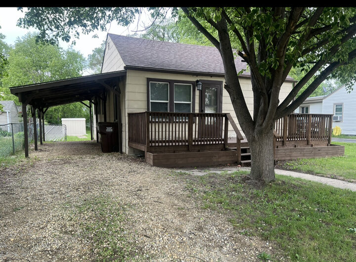 Property Photo: