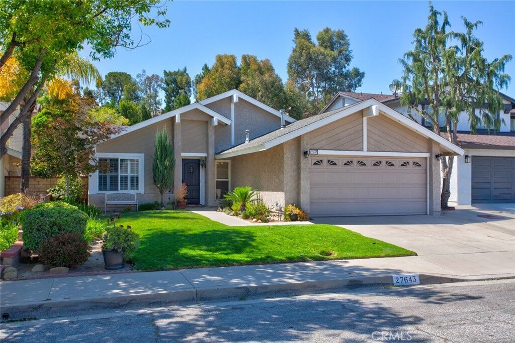Property Photo:  27643 Saffron Lane  CA 91350 