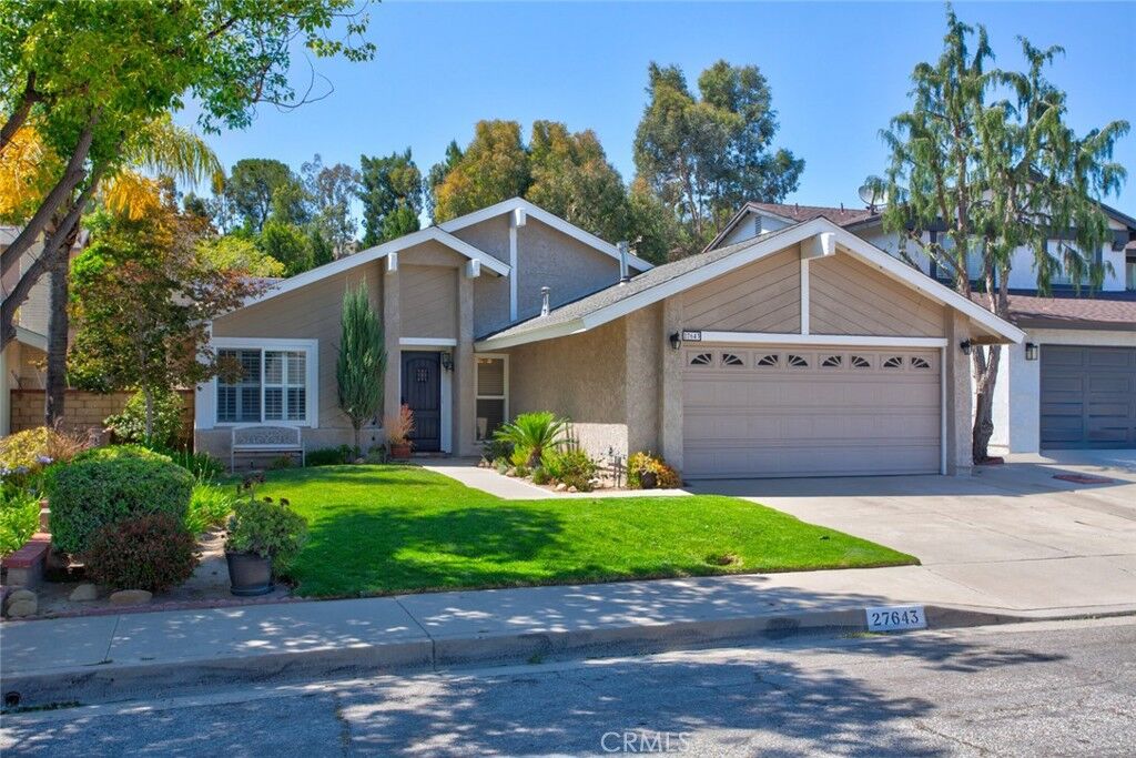 Property Photo:  27643 Saffron Lane  CA 91350 
