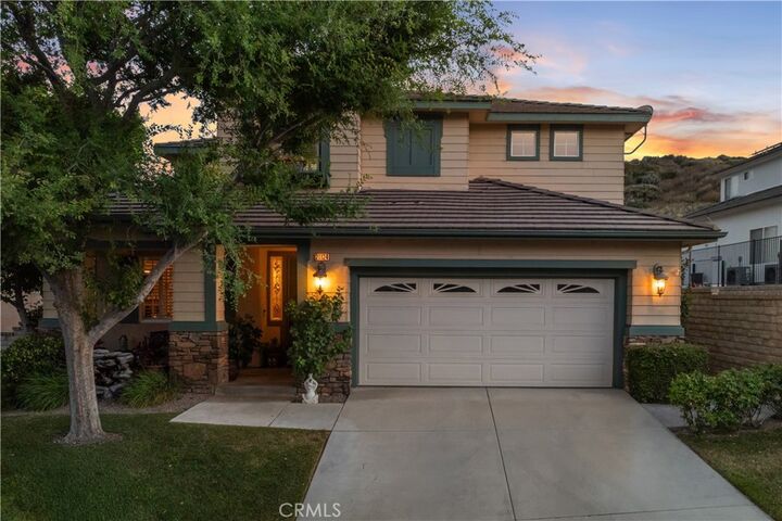 Property Photo:  21124 Cross Creek Drive  CA 91350 