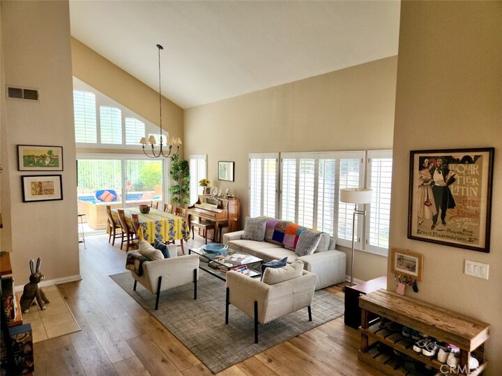 Property Photo:  24718 Calle Serranona  CA 91302 