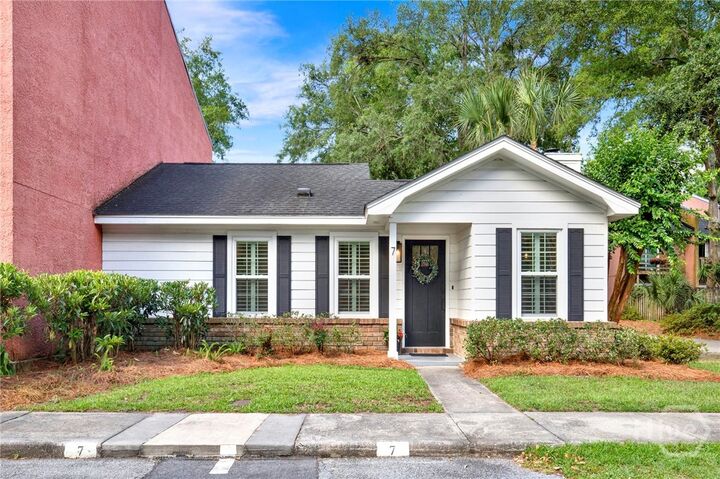 Property Photo:  7 John Dory Court  GA 31410 