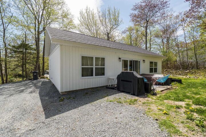 Property Photo:  14 & 14B Robert Allen Drive  NS B3M 3G8 