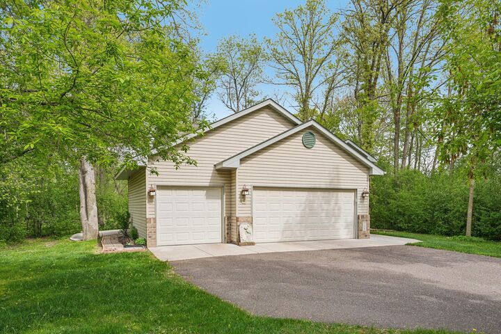 Property Photo:  715 Lewis Avenue  MN 55069 