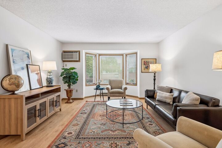 Property Photo:  2425 E Franklin Avenue 209  MN 55406 
