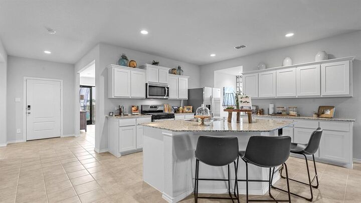 Property Photo:  620 Smart Strike Trail  TX 76049 