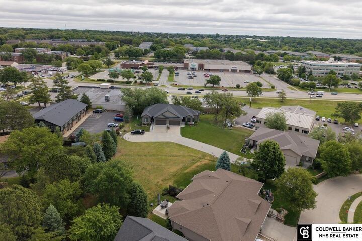 Property Photo:  2921 Park Place Court  NE 68506 
