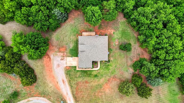 Property Photo: 12374 Fairfield Road OK 73044