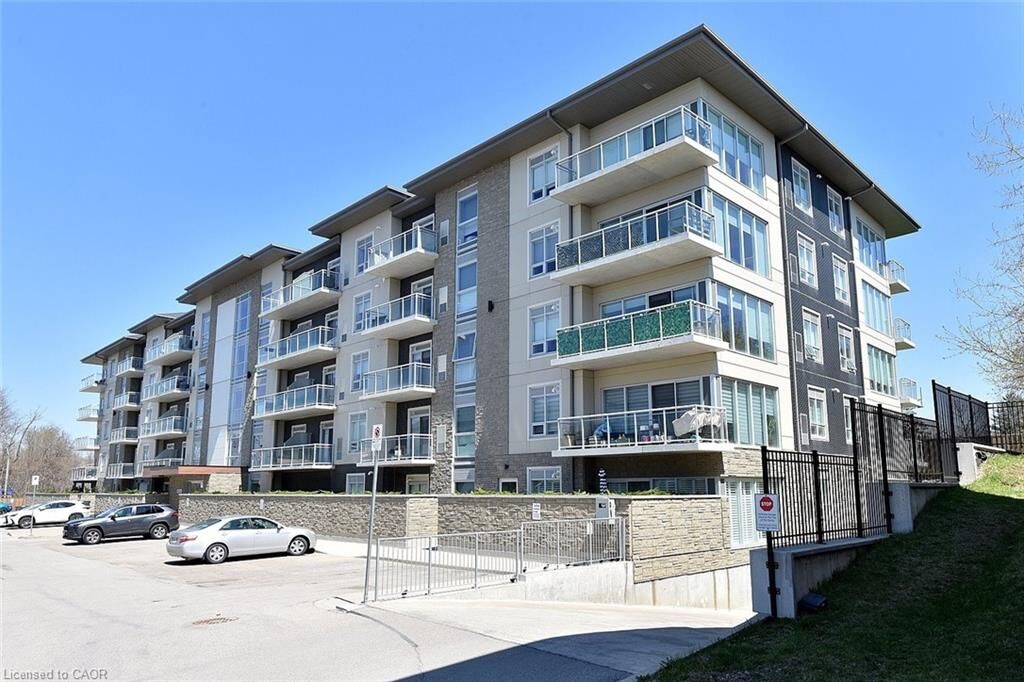 Property Photo: 16 Markle Crescent 111 ON L9G 0H4