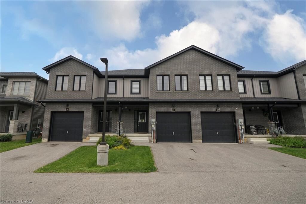 Property Photo:  160 Stanley Street 27  ON N3Y 0G6 