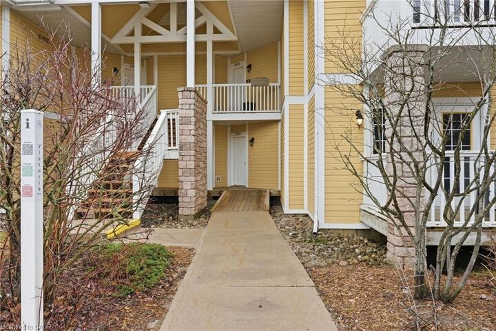 Property Photo: 90 Highland Dr Drive 2106 ON L0L 2L0
