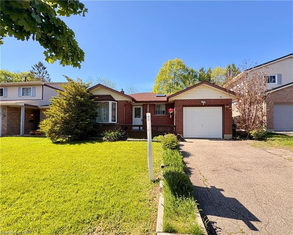 Property Photo: 146 Bechtel Drive ON N2P 1S3