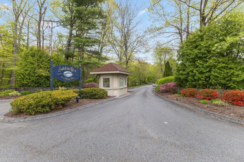 Property Photo: 770 Salisbury St 346 MA 01609