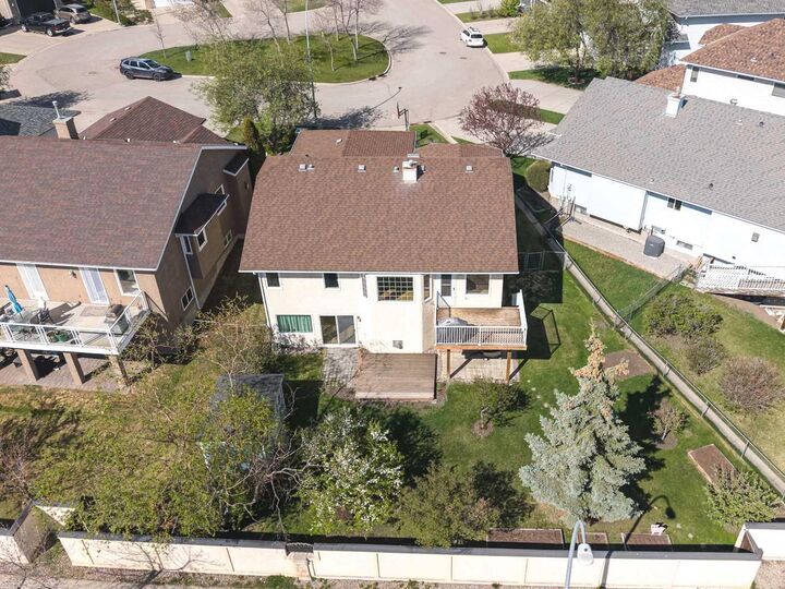Property Photo: 149 Sceptre Court NW AB T3L 1X9