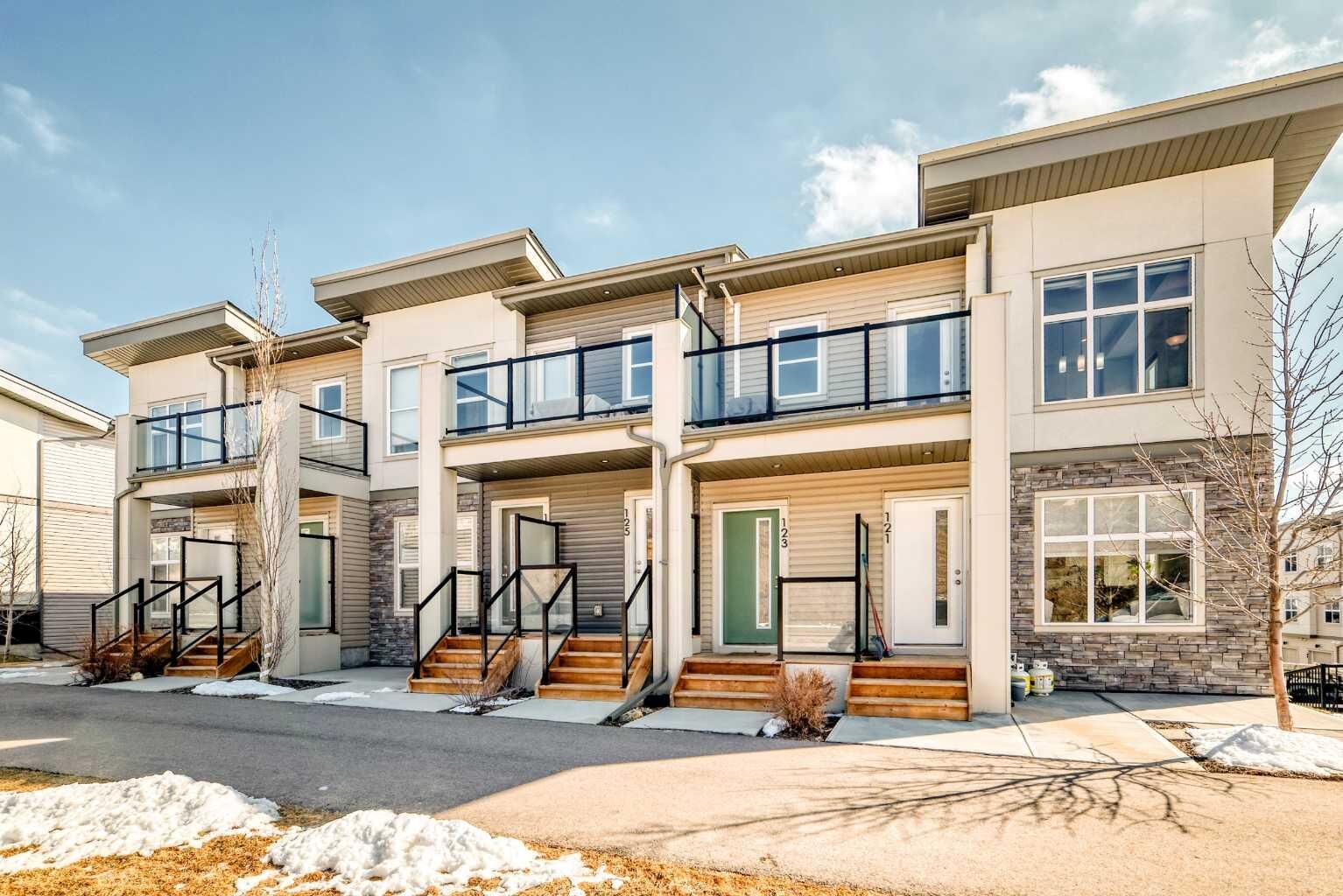 Property Photo:  123 Spring Creek Common SW  AB T3H 6E2 
