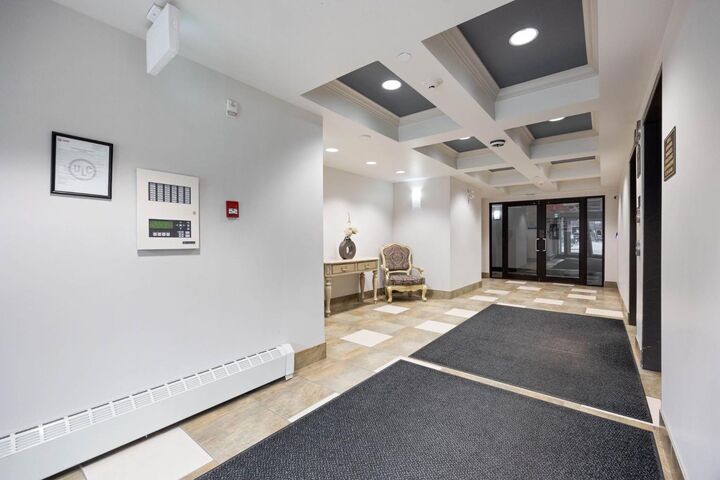 Property Photo:  136C Sandpiper Road 401  AB T9K 0J7 