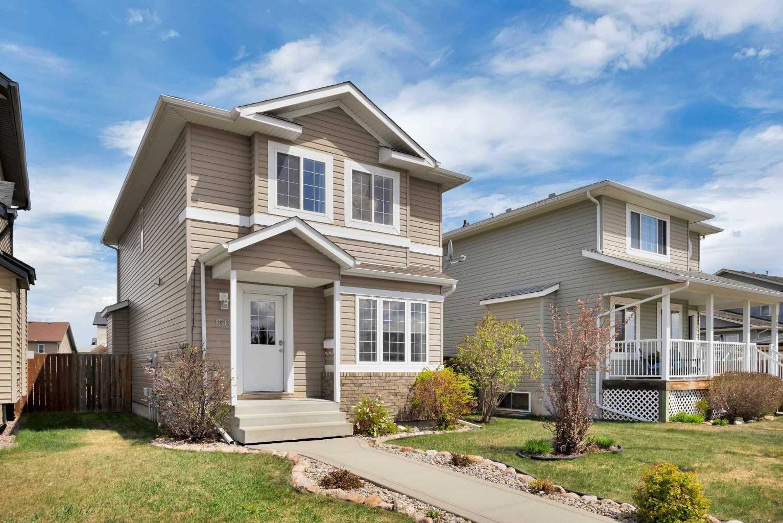 Property Photo: 156 Oswald Close AB T4P 0C1
