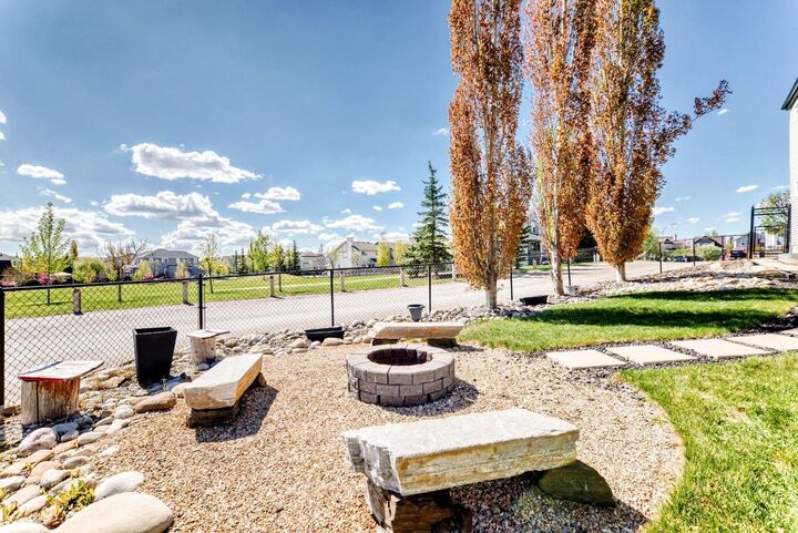 Property Photo:  101 Copperstone Circle SE  AB T2Z 0G8 