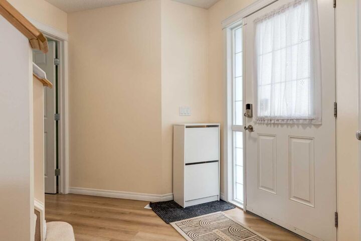 Property Photo: 324 Evermeadow Road SW AB T2Y 4X2