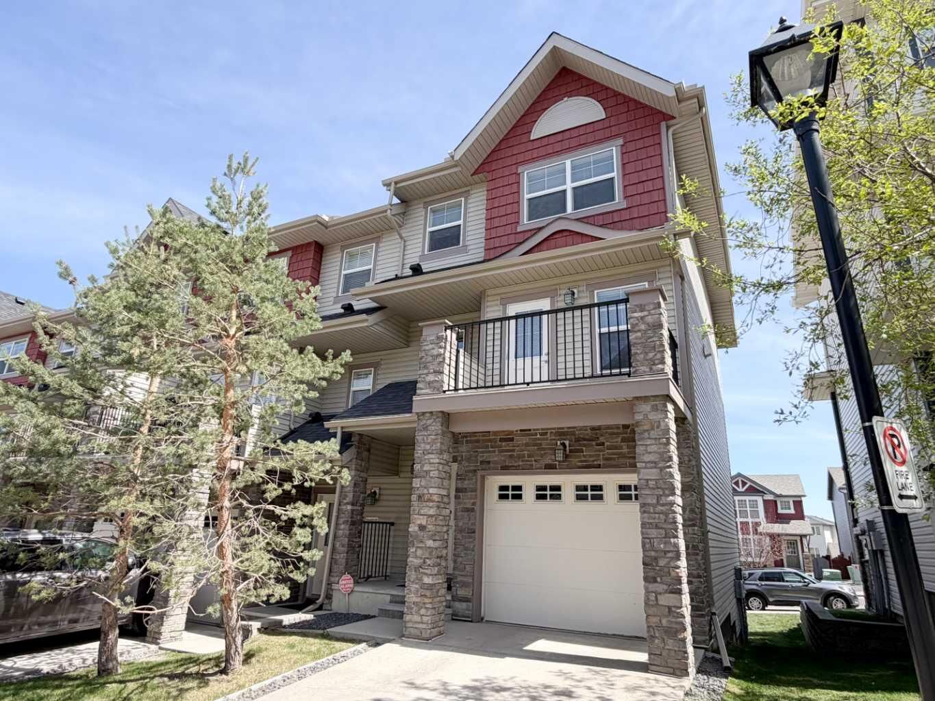 Property Photo:  117 Panatella Hill NW  AB T3K 0S7 